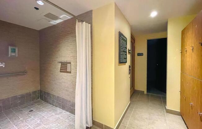 2 beds, 2 baths, 954 sqft, $2,500