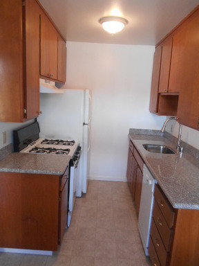 1 bed, 1 bath, 600 sqft, $1,675, Unit 19