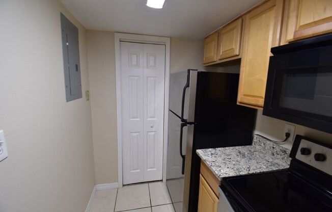 1 bed, 1 bath, 581 sqft, $1,200, Unit 1