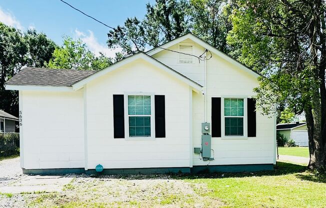 5636 Jackson Avenue (4 Bed/2 Bath) Home
