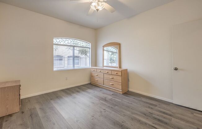 1 bed, 1 bath, $1,260, Unit # 1038