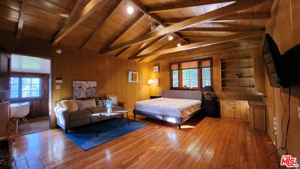 1357 BEVERLY ESTS DR