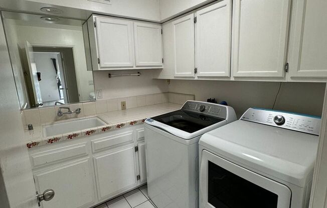 3 beds, 2 baths, 1,500 sqft, $3,450, Unit 9628