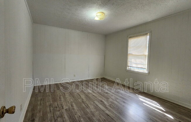 140 REALTY ST