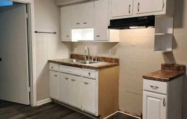 7203 Albright| 3 Bedrooms, 1.0 Bath