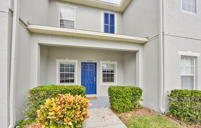 BEAUTIFUL RIVERVIEW TOWNHOME FOR RENT