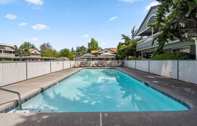 2 beds, 2 baths, 1,027 sqft, $1,450, Unit 62