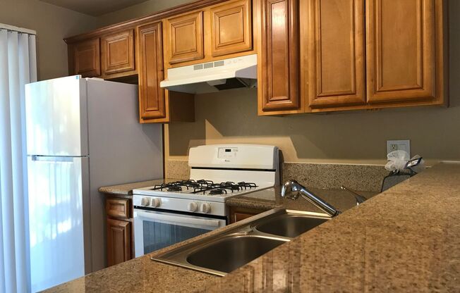 2 beds, 1.5 baths, 785 sqft, $1,049, Unit 129