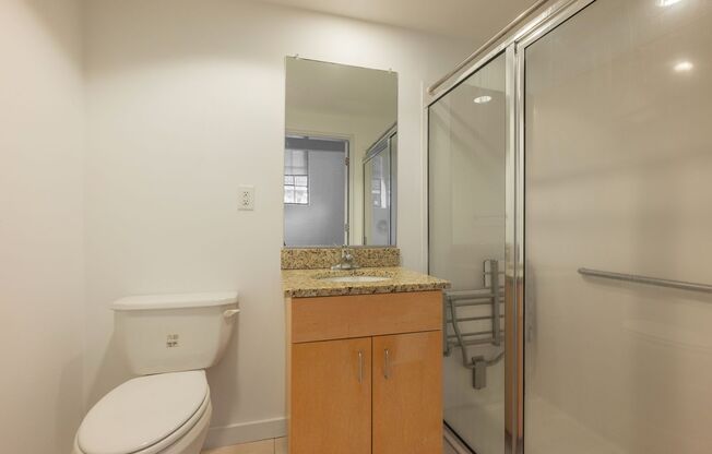 2 beds, 2 baths, 1,060 sqft, $1,250, Unit 209