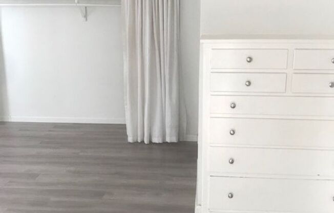 1 bed, 1 bath, $1,975, Unit 2