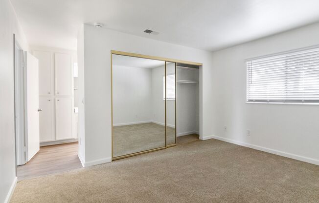1 bed, 1 bath, $2,095, Unit 20