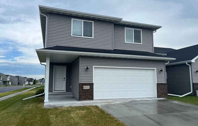 New 3 Bedroom/3 Bathroom House