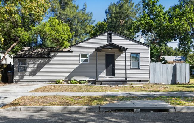 Large 4 bed/1.5 bath House & Section 8 Accepted , Drive by & Apply for just $25** Move in by November 30th and get January Rent Free**