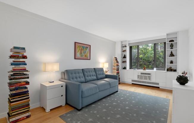 2 beds, 2 baths, 1,250 sqft, $6,500, Unit W7D
