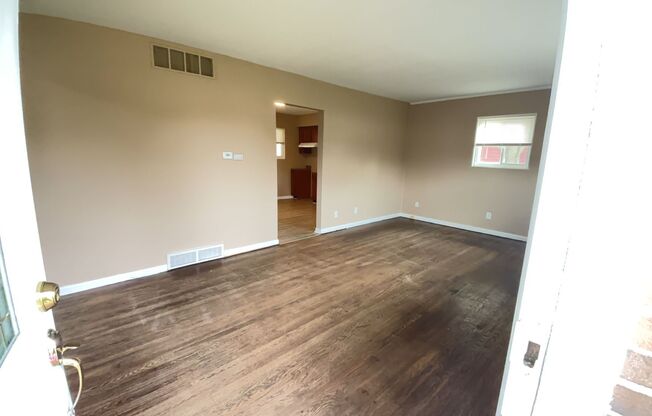 415 Kerry 3BR/1BA (Trenton)