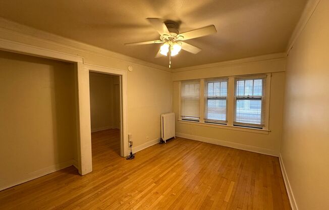 1 bed, 1 bath, $995, Unit 45