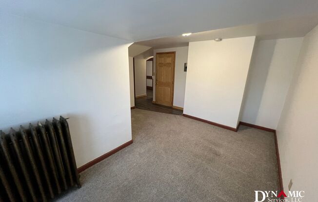 502 S Duluth Ave | Tenant Pays Electric Only