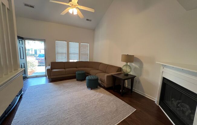 2 Bedroom 2.5 Bath Furnished Townhome in Beresford Commons