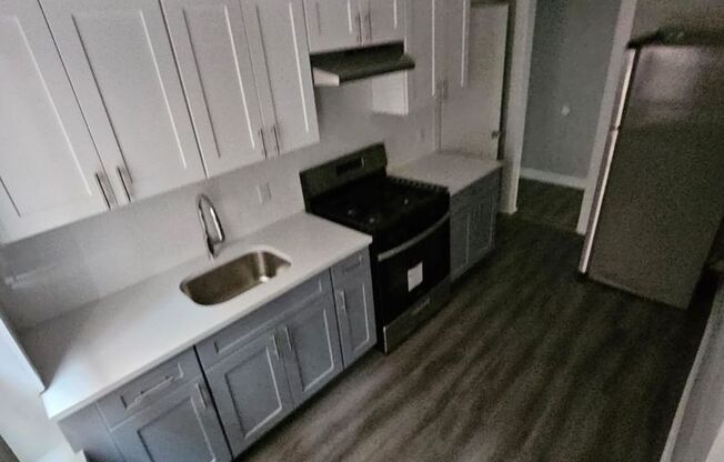 1 bed, 1 bath, 750 sqft, $1,495, Unit APT 06