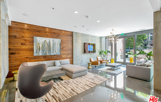 1111 S Grand Ave