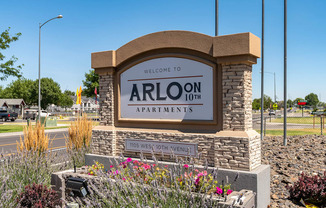 Welcome to Arlo on 10th