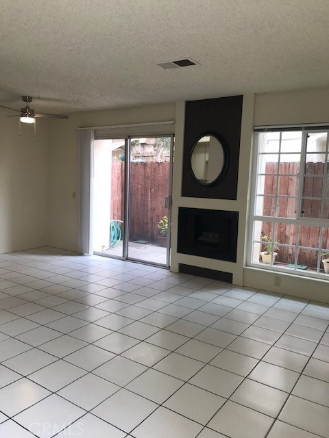 4822 KING CIR