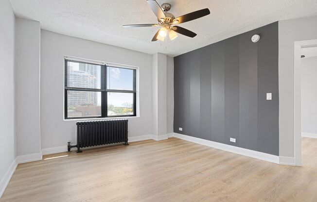 2 beds, 1 bath, 430 sqft, $2,150, Unit 7E