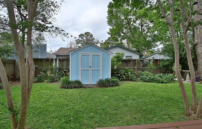 Beautifully updated 3BR/2BA Bungalow in desirable Sunset Heights