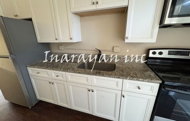 1045 W Washington St.