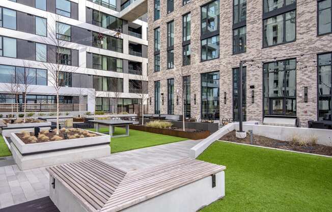 a view of the patio and courtyard at the m on hennepin apartments in min