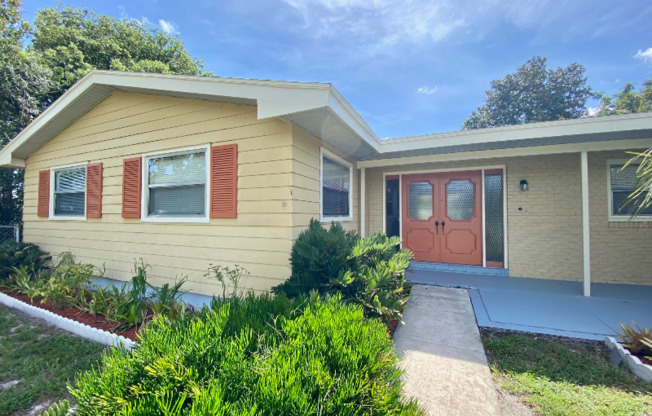 1737 VIVIAN CT