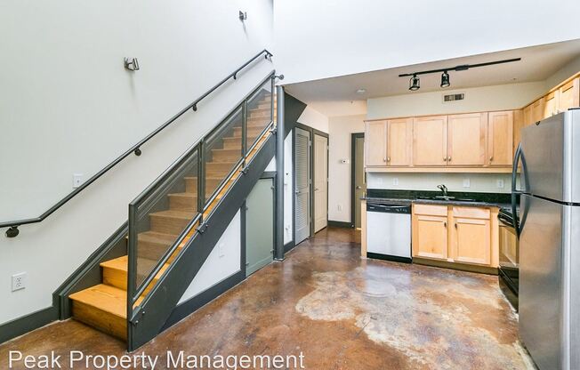 212 W. 7th Street