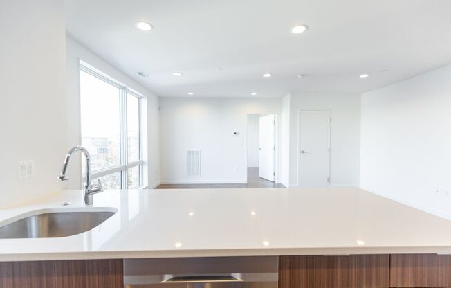 2 beds, 2 baths, 1,050 sqft, $2,475, Unit 310