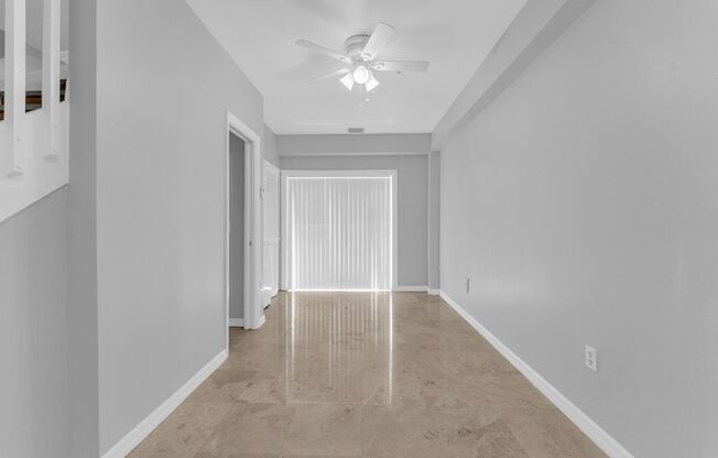 1 bed, 1.5 baths, 693 sqft, $1,950, Unit 208