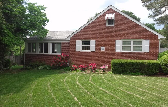 Renovated 3 bedroom 1 bath brick ranch