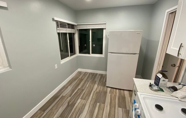 2 beds, 1 bath, 750 sqft, $1,925, Unit 558