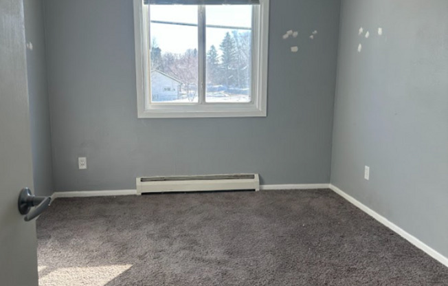 2 beds, 1 bath, 750 sqft, $1,349, Unit 1624-12