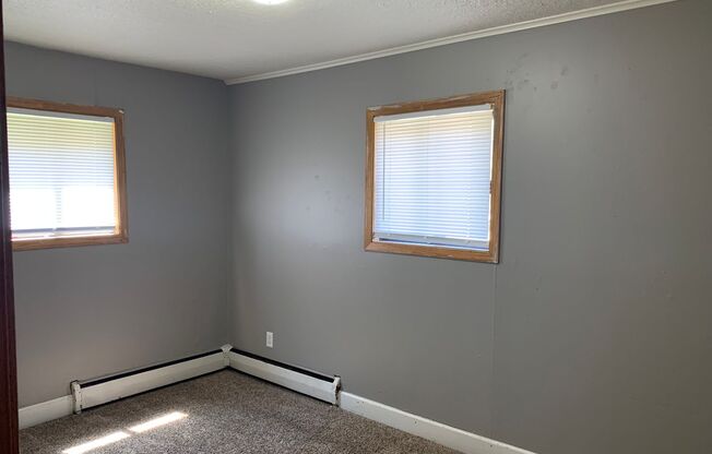 2 beds, 1 bath, 550 sqft, $725, Unit 1003-01