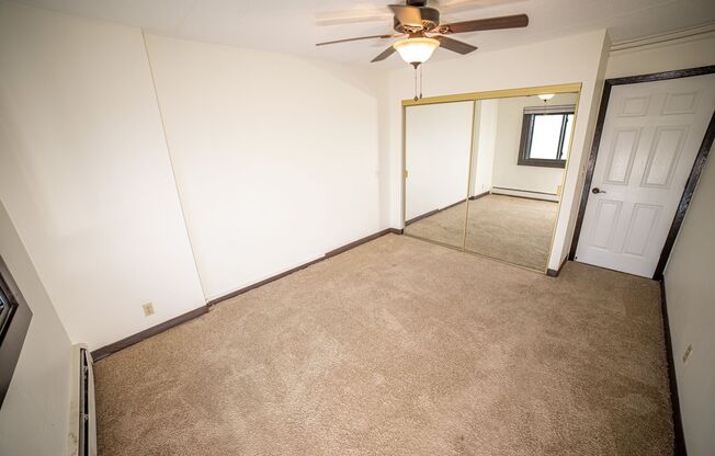1 bed, 1 bath, 674 sqft, $1,480, Unit 211