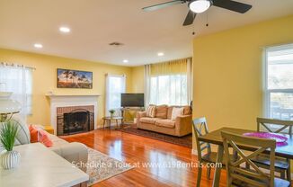 2 beds, 2 baths, $4,300, Unit 4821 Narragansett Ave