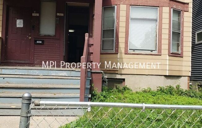 1523 N 38 ST