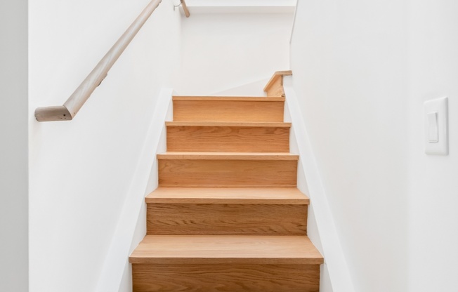 67 LIVINGSTON ST PATH