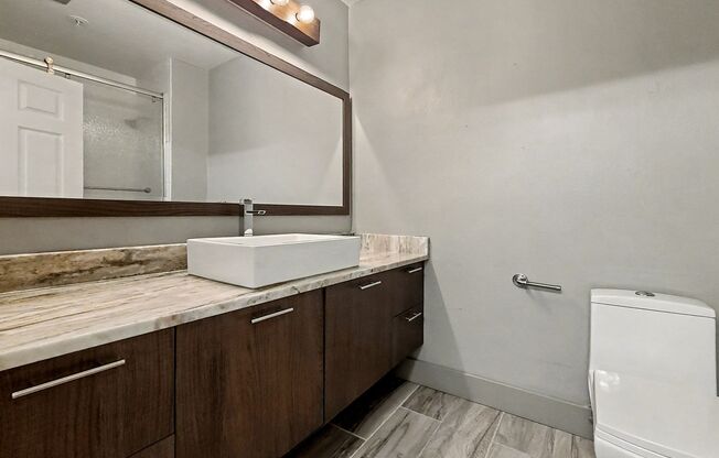 AVAILABLE NOW! Beautiful Queen Anne Condo with Puget Sound Views & Secure Parking!