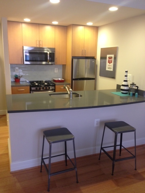 Sutton Plaza Apartments