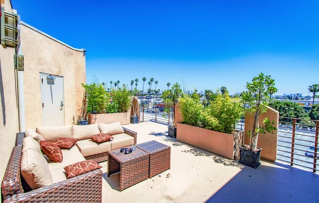 5420 Harold Way