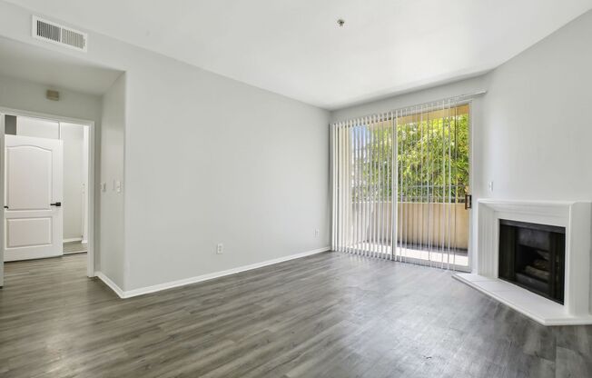 2 beds, 2 baths, 1,150 sqft, $3,698, Unit 212