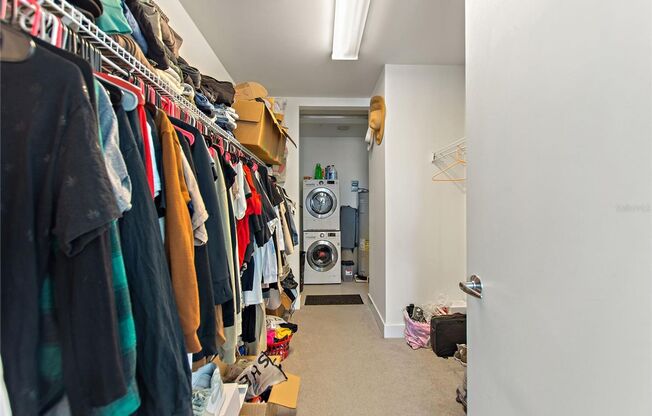 1 bed, 1.5 baths, $2,300, Unit # 1421