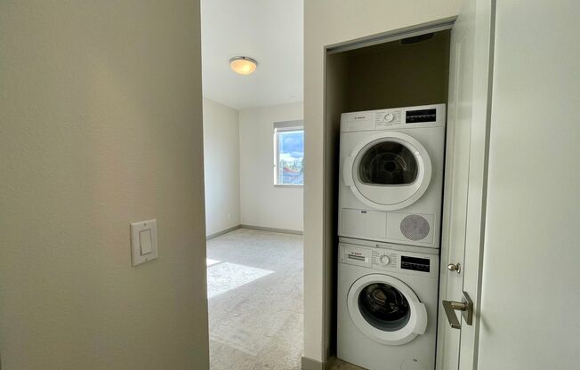 2 beds, 1 bath, $1,745, Unit # 308