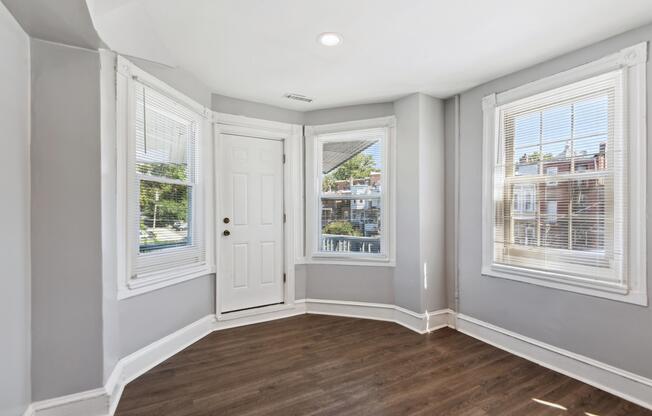 1606 GWYNNS FLS PKWY