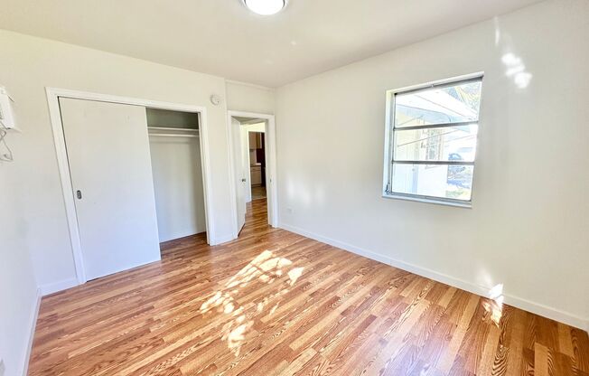 2 beds, 1 bath, $2,400